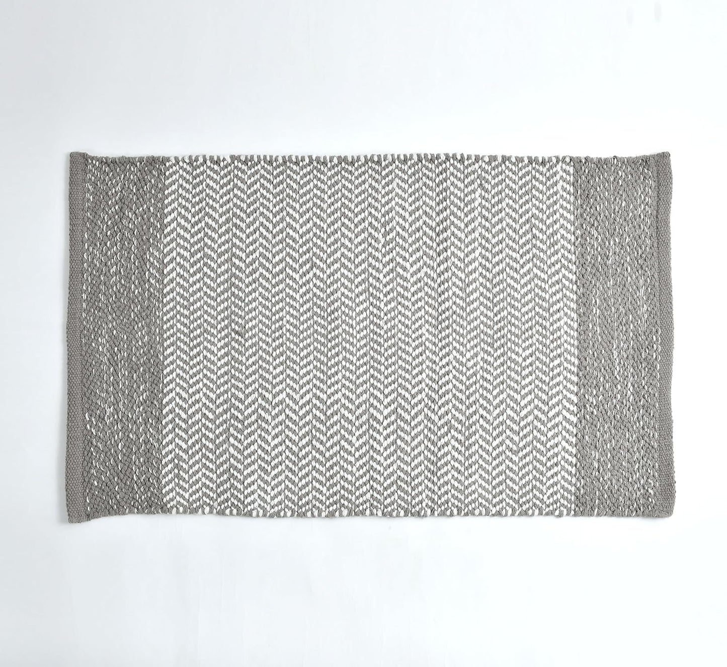 Ashloom Cotton Rug – Handwoven Grey & White Floor Accent for Everyday Living