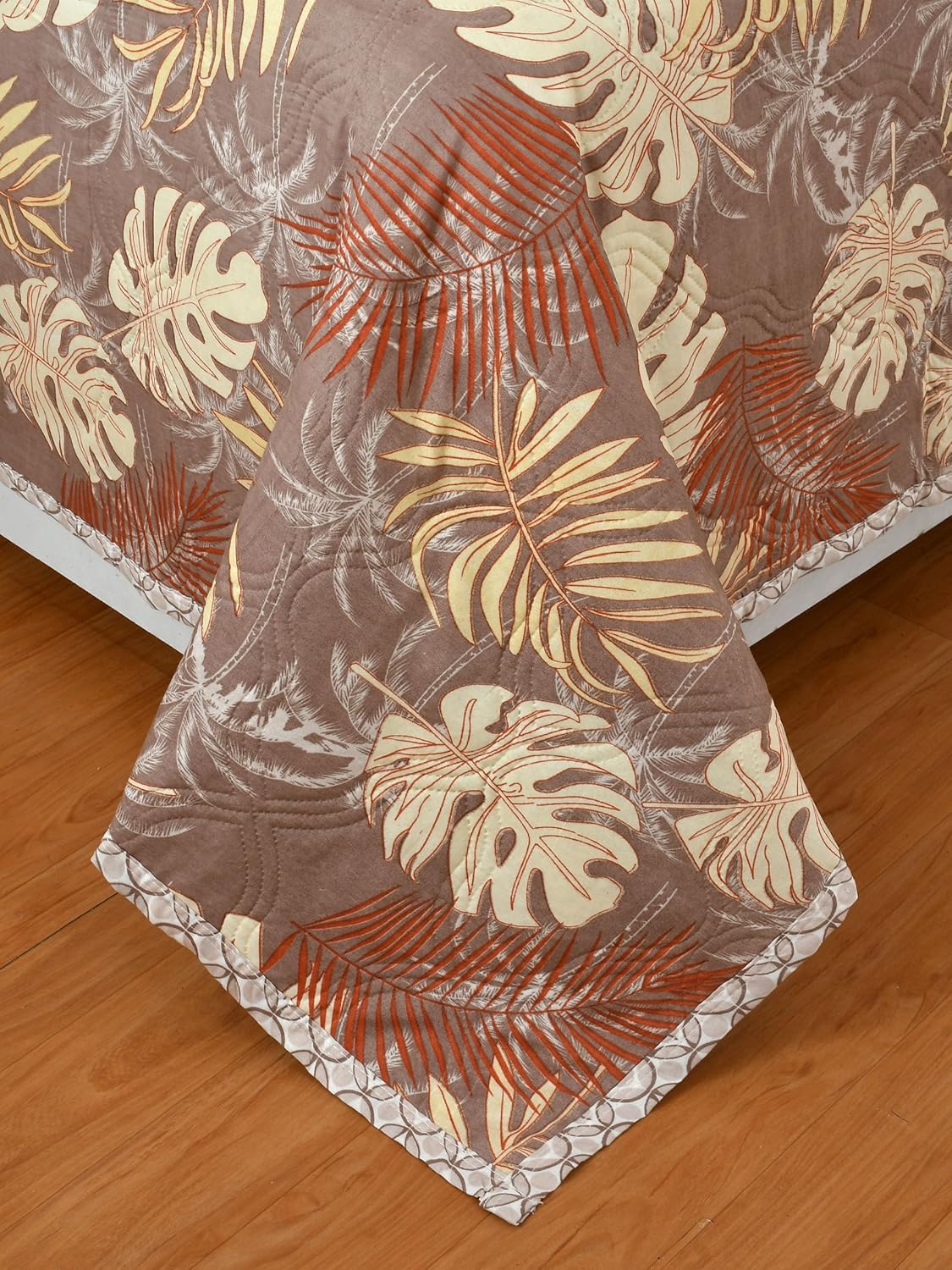 Ultra-Soft Hypoallergenic Microfiber, Fade-Resistant All-Season Comfort (230 × 190 cm, Multicolor)