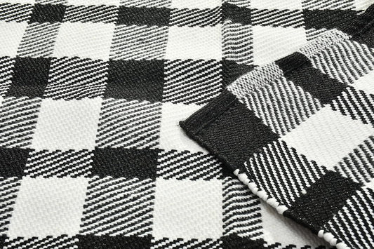 Handwoven Cotton Rug – Classic White & Black Design for Everyday Living - 60x90 cm
