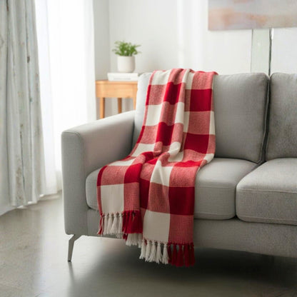 Red & White Checkered Cotton Throw – 130×170 cm