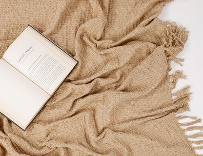 Weavers Hut 100% Cotton Waffle Throw Blanket with Tassels – Soft Breathable Sofa & Bed Throw for Couch, Living Room & Bedroom – Beige – 125 x 150 cm (50 x 60 Inches)