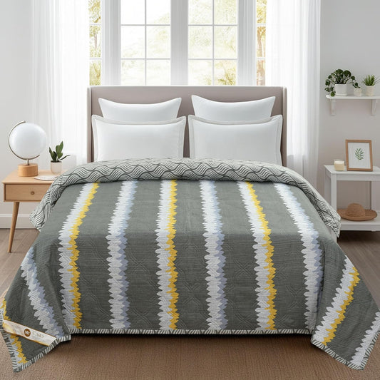 Ultra-Soft Hypoallergenic Microfiber, Fade-Resistant All-Season Comfort (230 × 190 cm, Dark Grey)