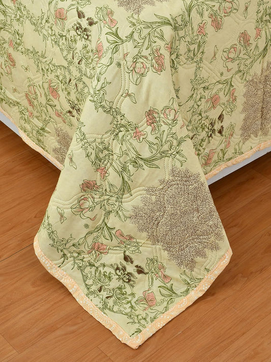 Ultra-Soft Hypoallergenic Microfiber, Fade-Resistant All-Season Comfort (230 × 190 cm, Golden)