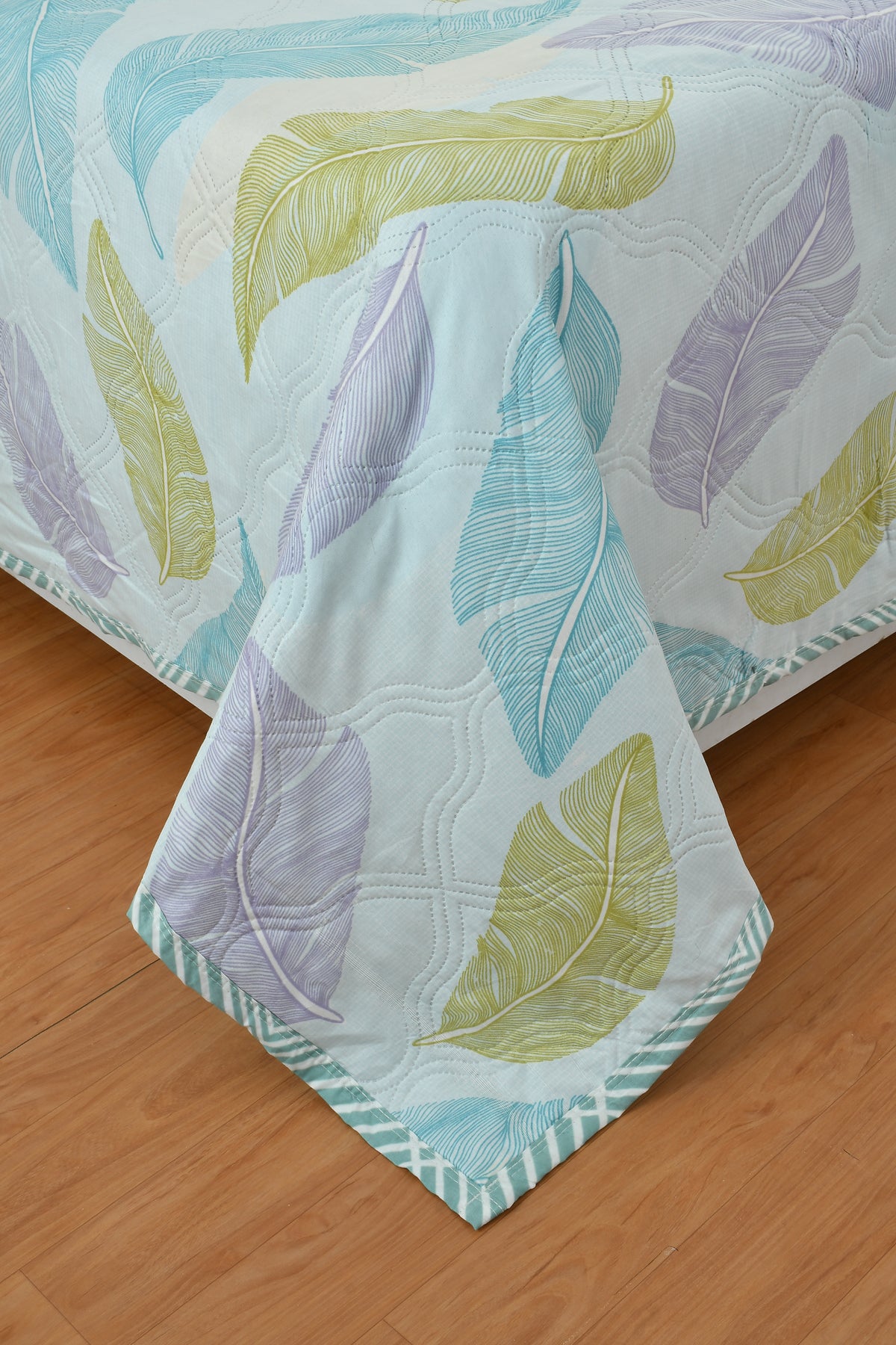 Ultrasonic Quilted Comforter for Double Bed 80x90 | Weavers Hut