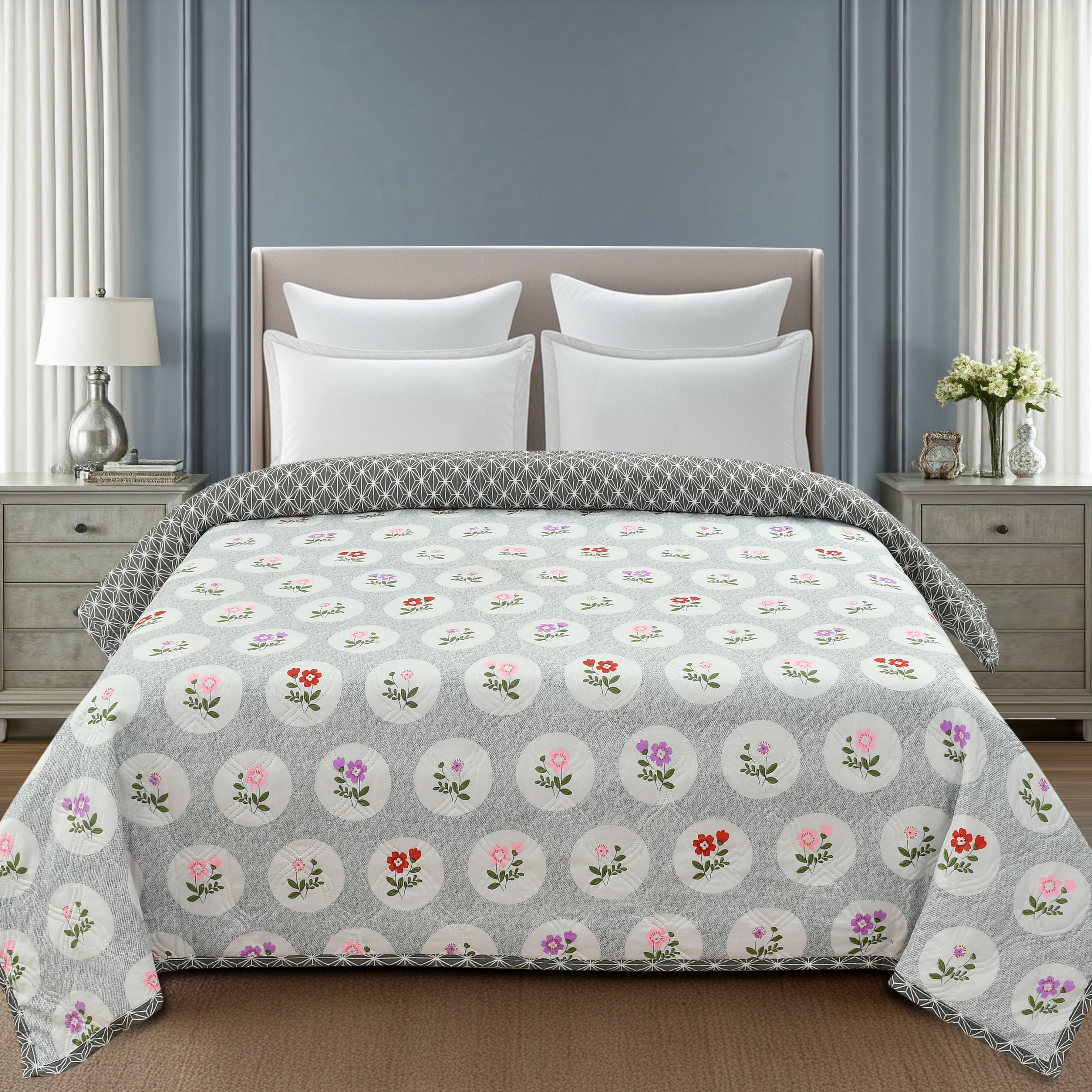 Ultrasonic Quilted Reversible Comforter – Floral Circle Grey | 75×90 inches