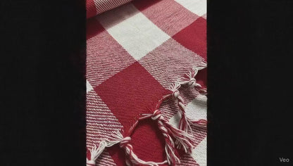 Red & White Checkered Cotton Throw – 130×170 cm